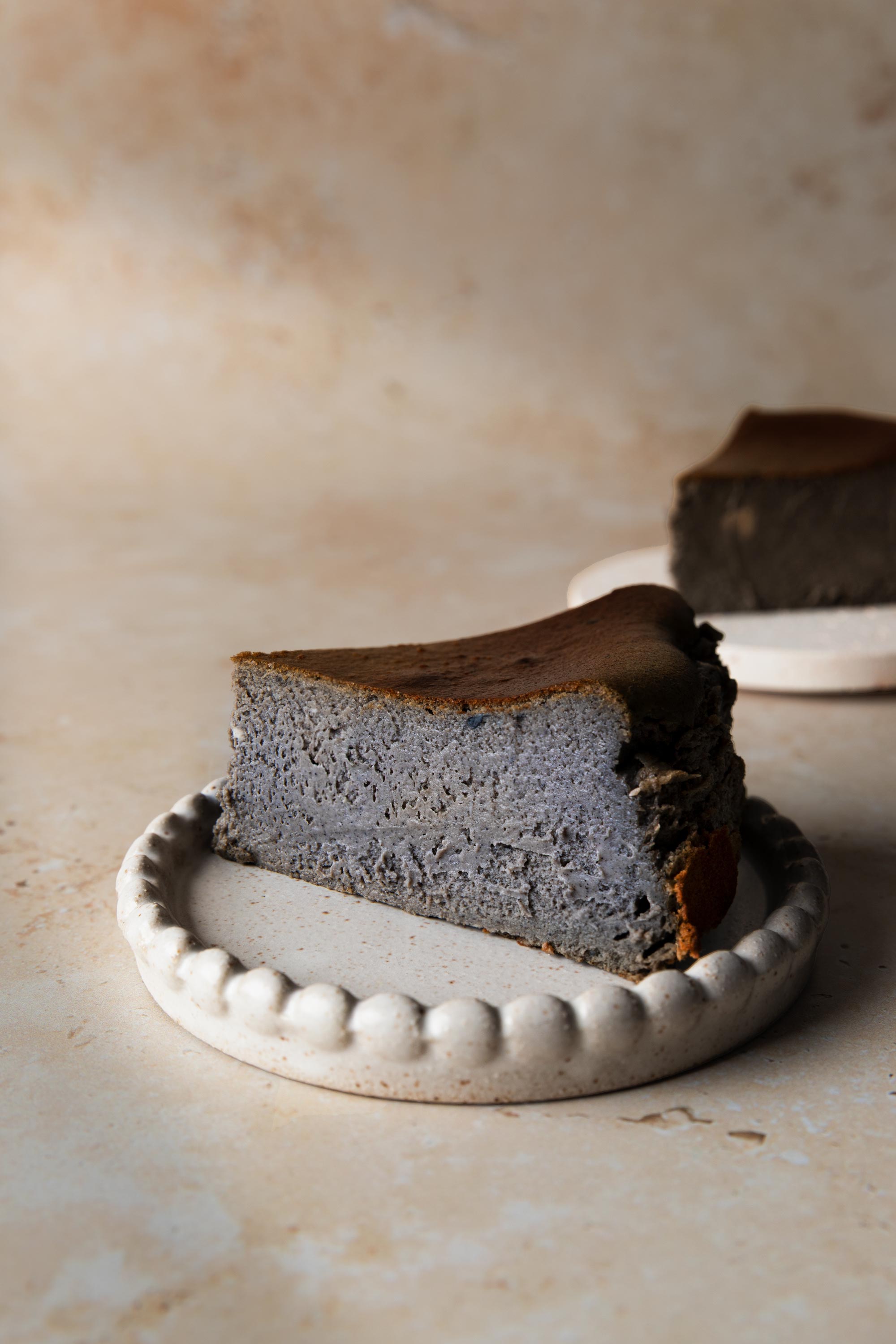 Cheesecake basque au sésame noir